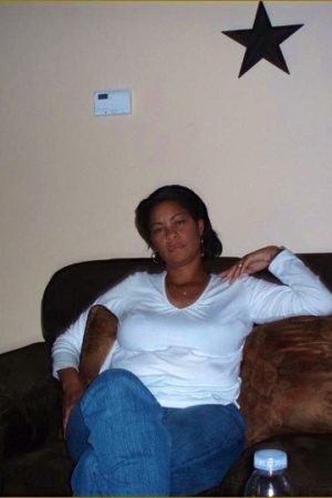 mariage d’amie hier, envie de me faire défoncer toute la nuit Adja - rencontre-Black-Nice