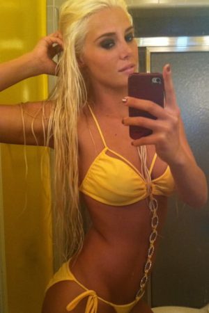 Camille - rencontre-Milf-Courbevoie