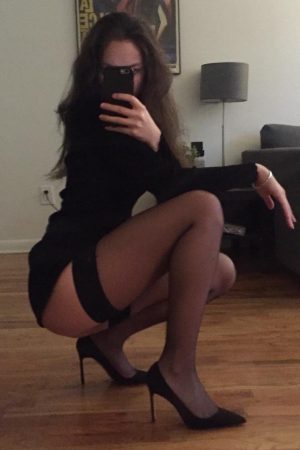 Julie - rencontre-Milf-Marseille