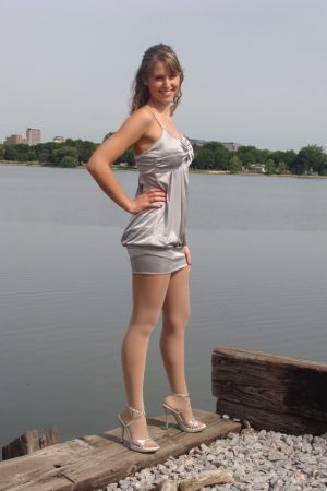 Beauvais, je veux un mec qui sait dire oui Mina - rencontre-Teen-Beauvais