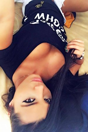 Le temps file, profitons ! Pauline - rencontre-Teen-Cannes