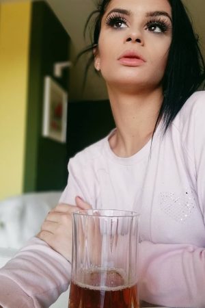 La tendre et le rebelle… Lison - rencontre-Teen-Saint-Herblain
