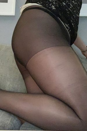 En colère, mais prête à kiffer Léa - rencontre-Cougar-Nîmes