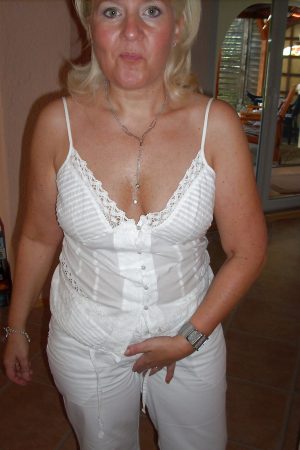 Layla - rencontre-Cougar-Villeurbanne