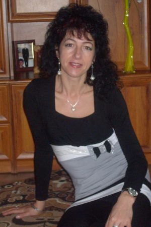 47 ans — Trois en un coup Élodie - rencontre-Libertine-Caluire-et-Cuire