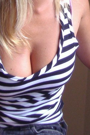 Clara - rencontre-MILF-Saint-Germain-en-Laye