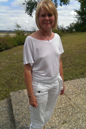 Chaud(e) pour bronzer ensemble ? Maïssa - rencontre-Naturiste-Nantes