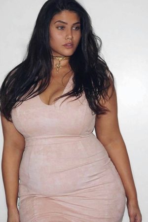 Ce matin, un mariage et je me sens seule Léa - rencontre-Milf-Boulogne-sur-Mer