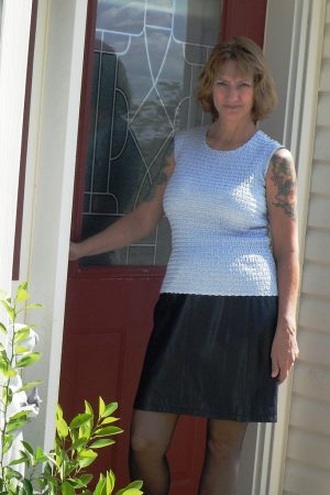 Isabelle, 42 ans : Après une journée à regarder Netflix, besoin de retrouver la chaleur humaine Isabelle - rencontre-Milf-Melun