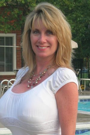 Clara - rencontre-Milf-Montpellier